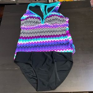 Unknown brand 2 piece swimming suit women’s